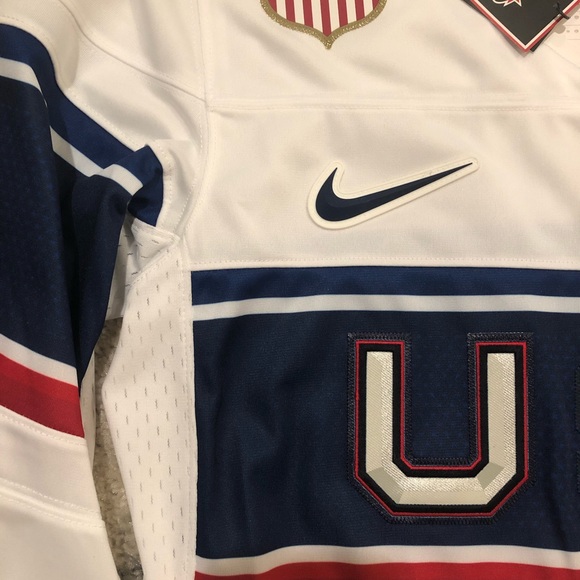 NWT NIKE TEAM USA HOCKEY JERSEY - Picture 4 of 6